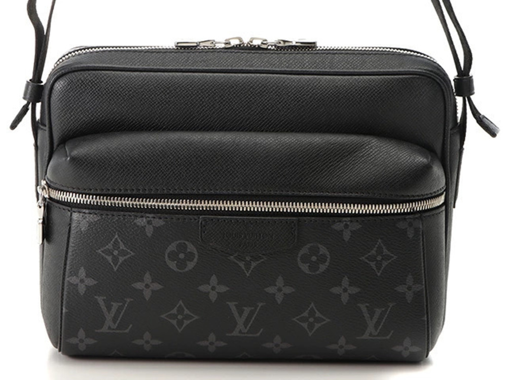 LOUIS VUITTON Outdoor Messenger Shoulder Bag Taigarama